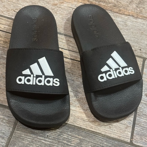 Adidas Slides -LIKE NEW​ - Picture 2 of 6